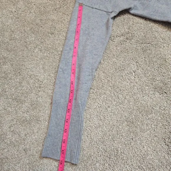 Tahari 100% Cashmere crewneck sweater with pockets - Picture 11 of 11